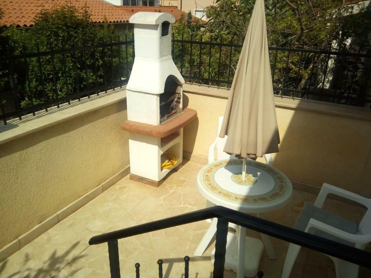 Apartman Vida Pula Exterior photo