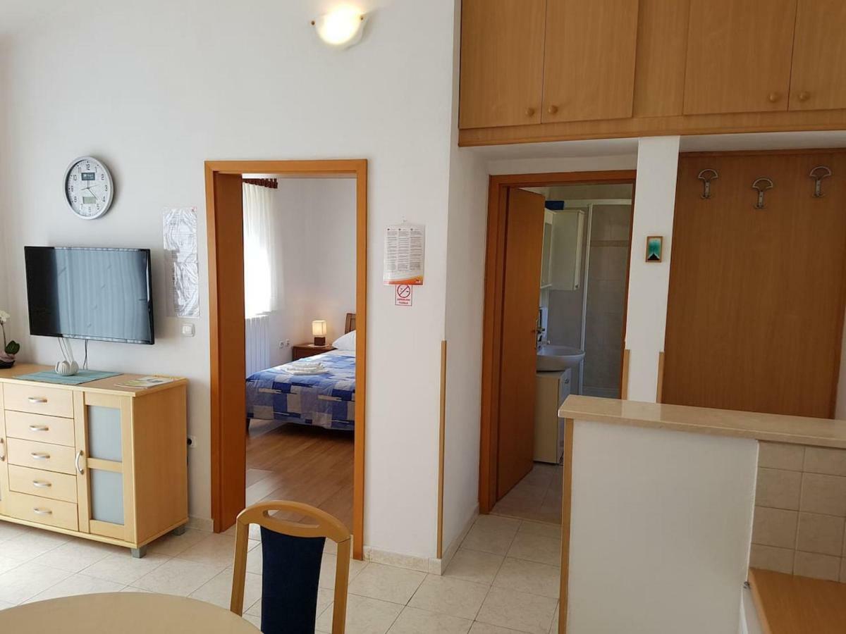 Apartman Vida Pula Exterior photo